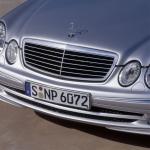 Mercedes-Benz E-Class 2002 года